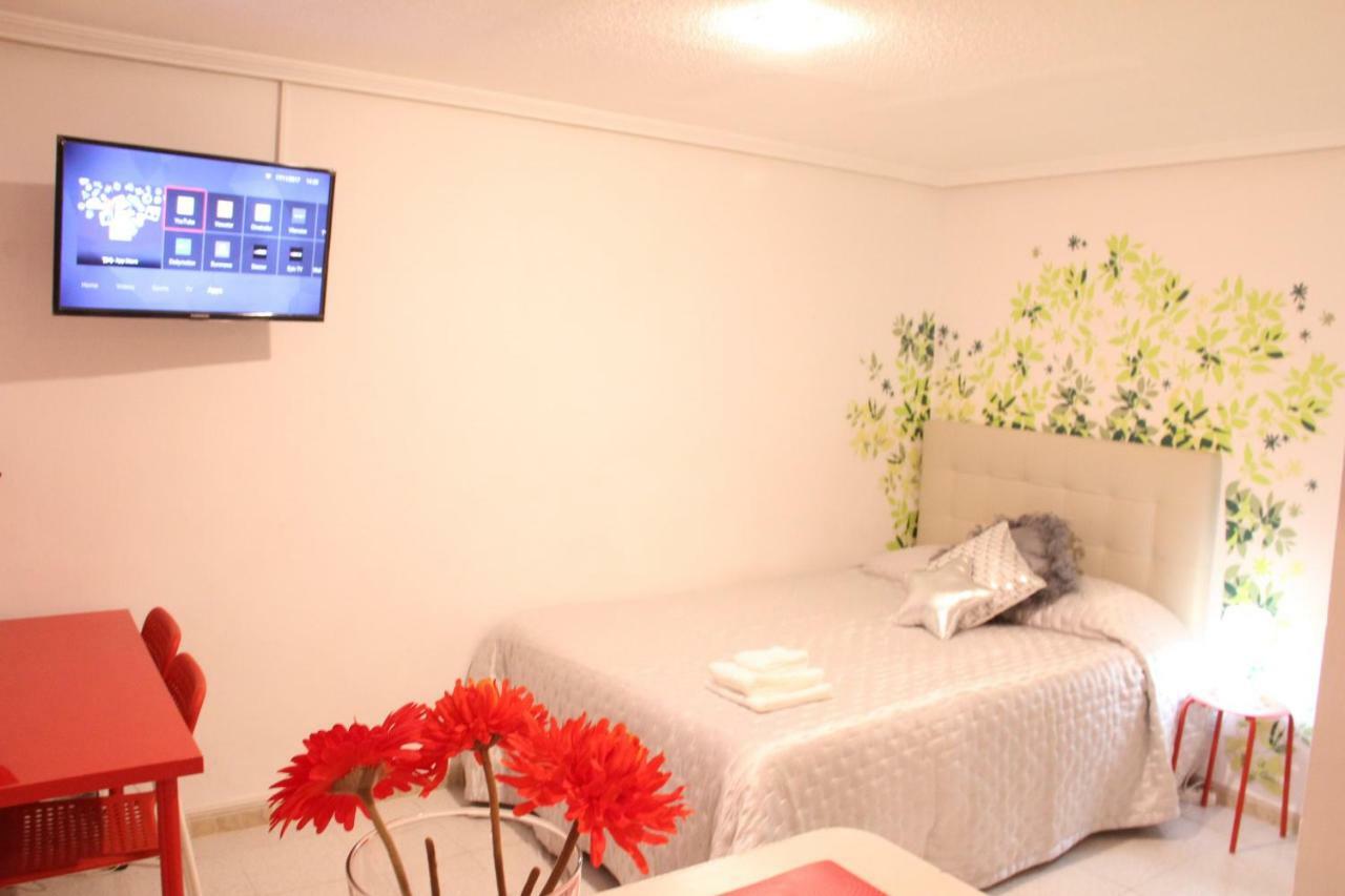 Apartments Heart Of มาดริด ภายนอก รูปภาพ